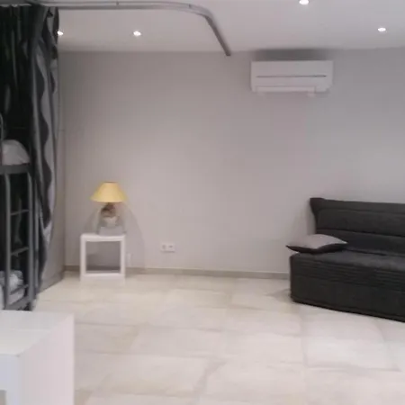 Cap Negre Apartment *